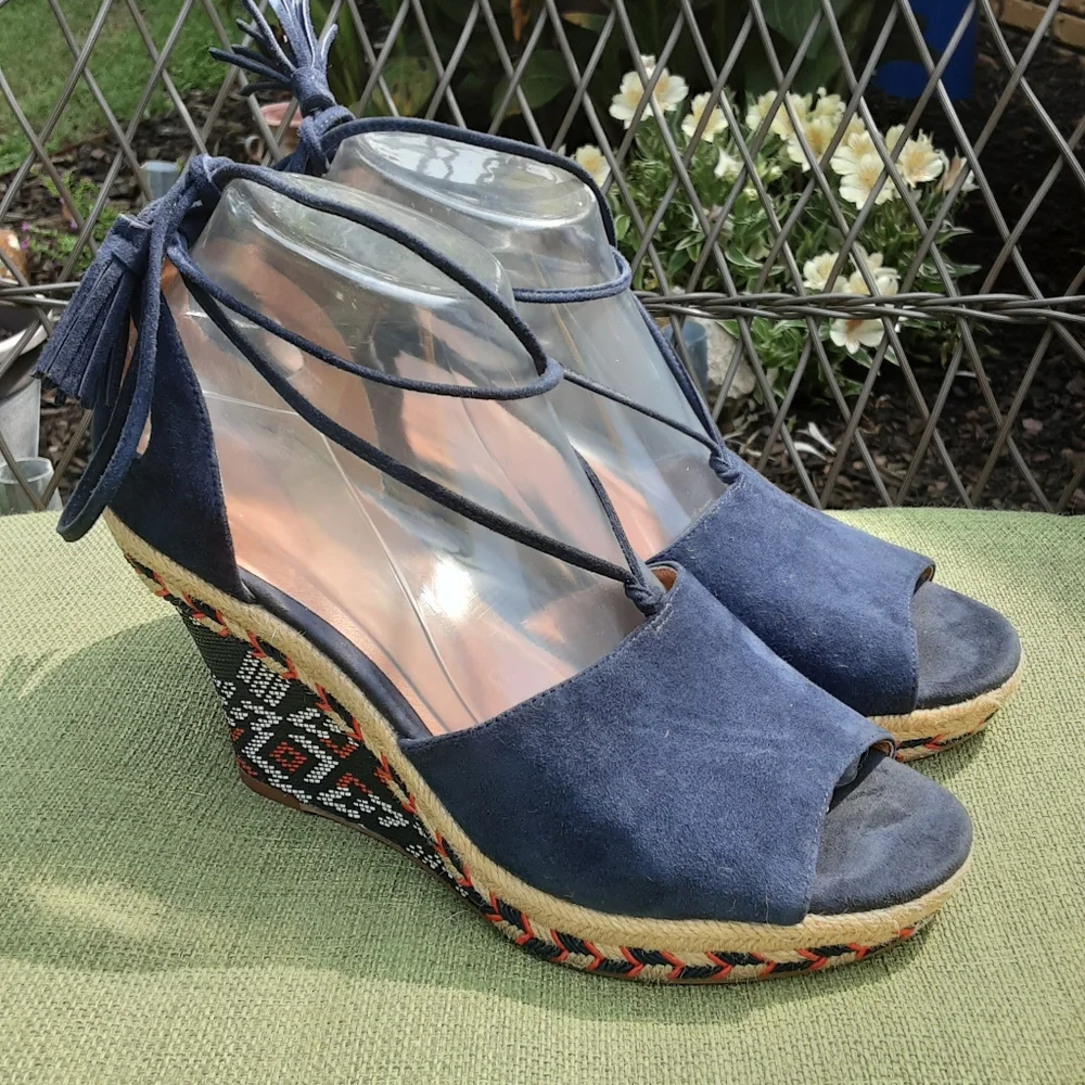 Cabi Isla Southwestern Aztec Pattern Suede Lace Up Wedge Sandal.